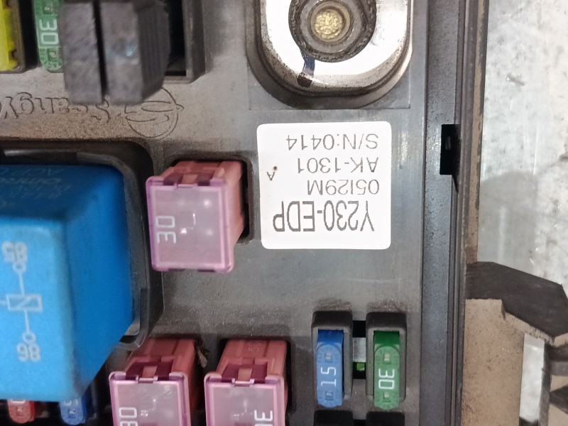 Recambio de caja reles / fusibles para ssangyong rexton / rexton ii (gab_) 2.7 xdi referencia OEM IAM Y230EDP  