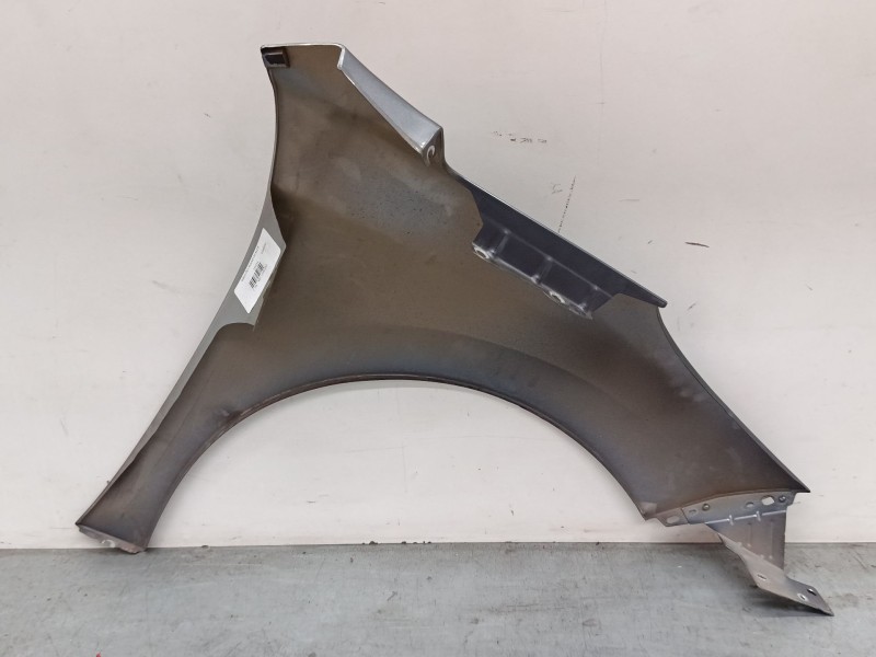 Recambio de aleta delantera izquierda para peugeot 207/207+ (wa_, wc_) 1.4 16v referencia OEM IAM   