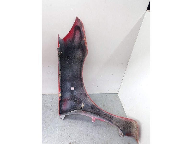 Recambio de aleta delantera izquierda para peugeot 307 cc (3b) 1.6 16v referencia OEM IAM   