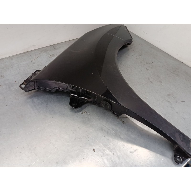 Recambio de aleta delantera derecha para peugeot 3008 i monospace (0u_) 2.0 hdi 150 / bluehdi 150 referencia OEM IAM   