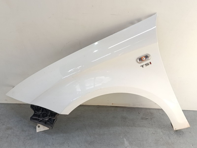 Recambio de aleta delantera izquierda para seat altea (5p1) 1.4 tsi referencia OEM IAM   