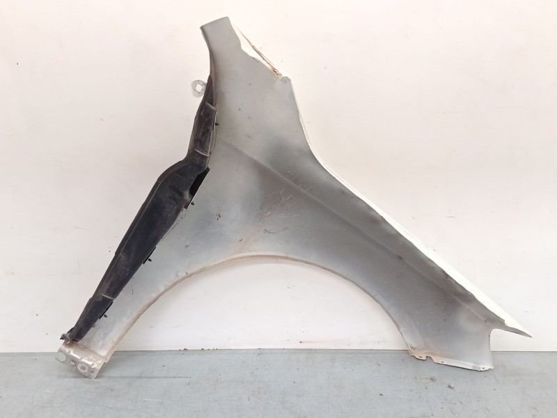 Recambio de aleta delantera izquierda para mercedes-benz clase a (w176) a 220 d (176.003) referencia OEM IAM   