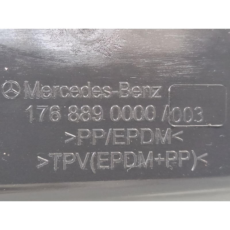 Recambio de aleta delantera izquierda para mercedes-benz clase a (w176) a 220 d (176.003) referencia OEM IAM   