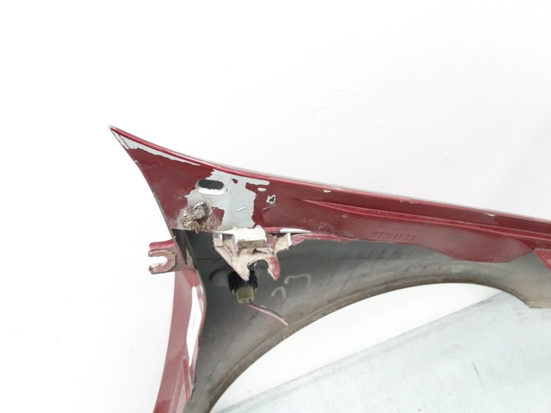 Recambio de aleta delantera izquierda para renault clio ii (bb_, cb_) 1.4 (b/cb0c, b/cb0s) referencia OEM IAM   