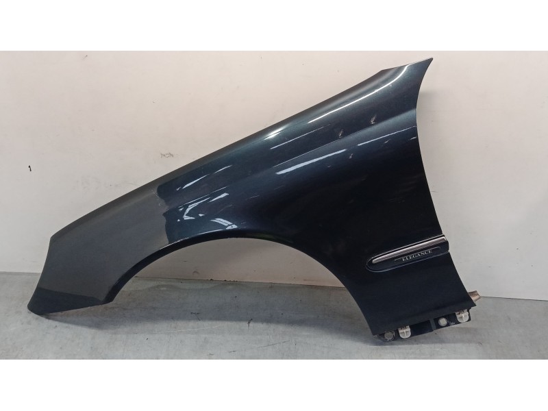 Recambio de aleta delantera izquierda para mercedes-benz clase c (w203) c 200 kompressor (203.042) referencia OEM IAM   