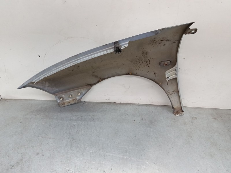 Recambio de aleta delantera derecha para seat cordoba (6l2) 1.4 16v referencia OEM IAM   