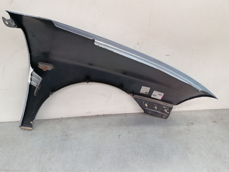 Recambio de aleta delantera izquierda para seat cordoba (6l2) 1.4 16v referencia OEM IAM   