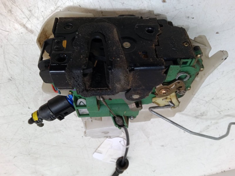 Recambio de cerradura puerta delantera izquierda para volkswagen polo (9n_, 9a_) 1.2 12v referencia OEM IAM   