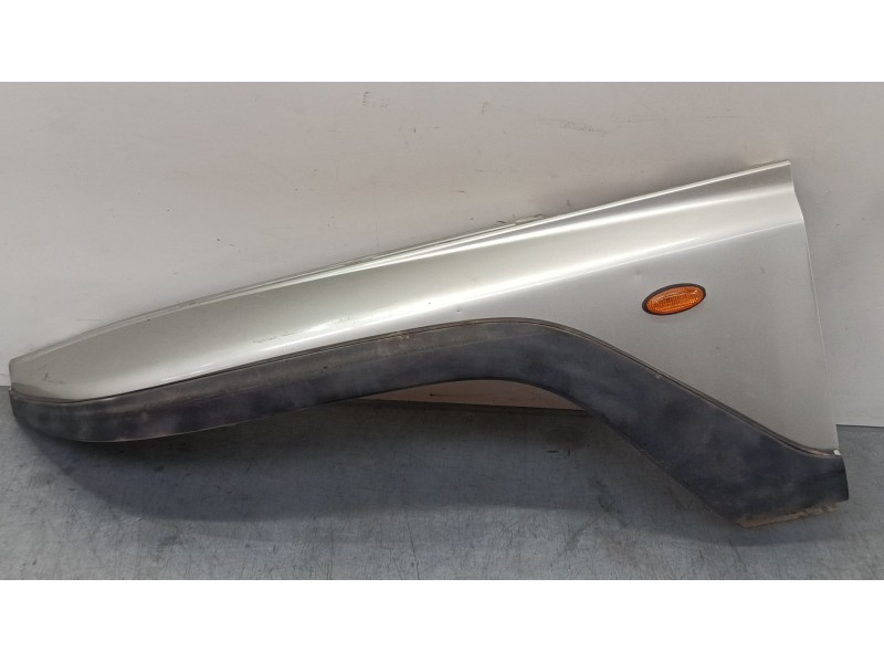 Recambio de aleta delantera izquierda para ssangyong korando (kj) 2.9 td referencia OEM IAM   