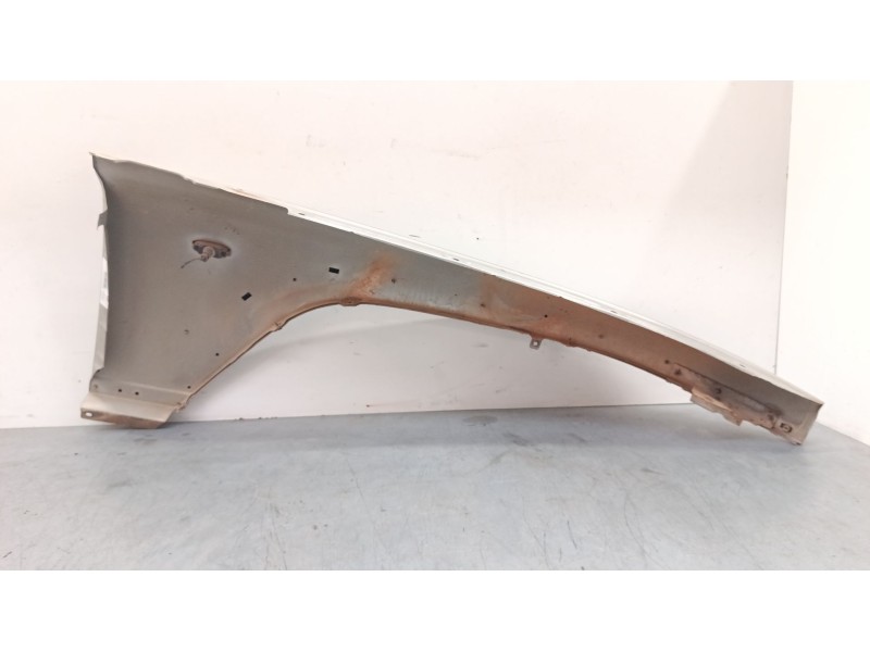 Recambio de aleta delantera izquierda para ssangyong korando (kj) 2.9 td referencia OEM IAM   