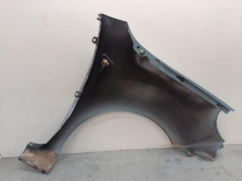 Recambio de aleta delantera izquierda para renault kangoo / grand kangoo ii (kw0/1_) 1.5 dci 85 (kw0k, kw0l, kw0b) referencia OE
