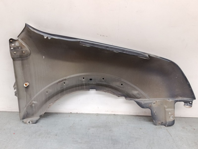 Recambio de aleta delantera izquierda para ford tourneo connect 1.8 tdci referencia OEM IAM   
