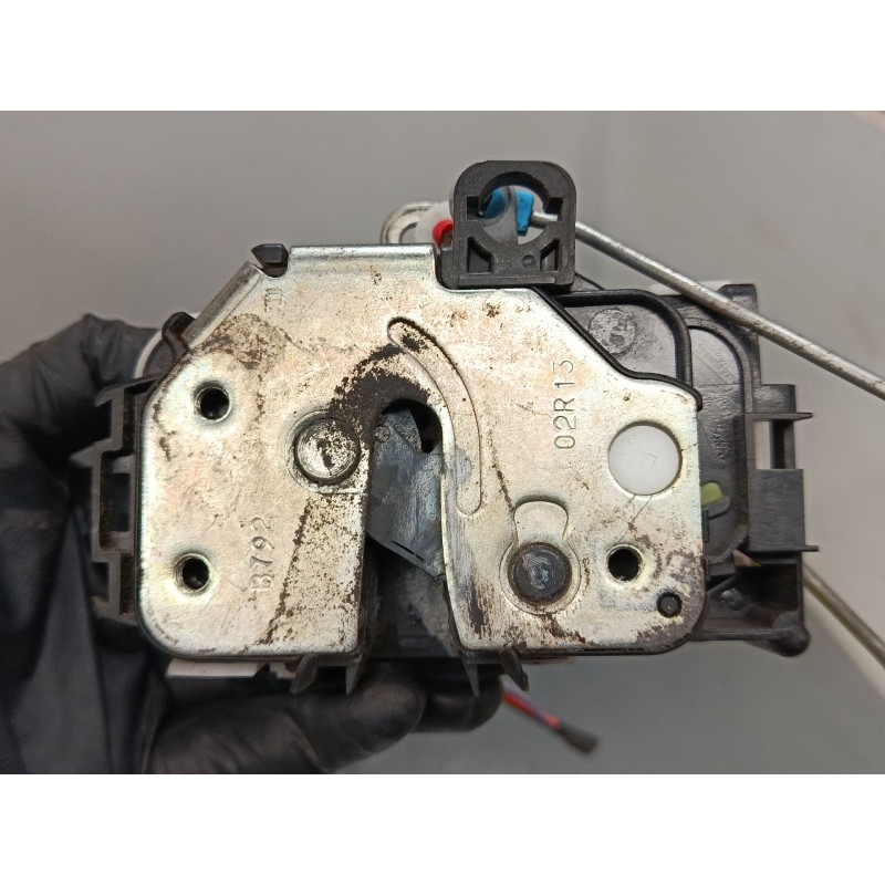 Recambio de cerradura puerta delantera derecha para fiat 500 c (312_) 1.2 (312cxa1a, 312axa1a) referencia OEM IAM 51935113  