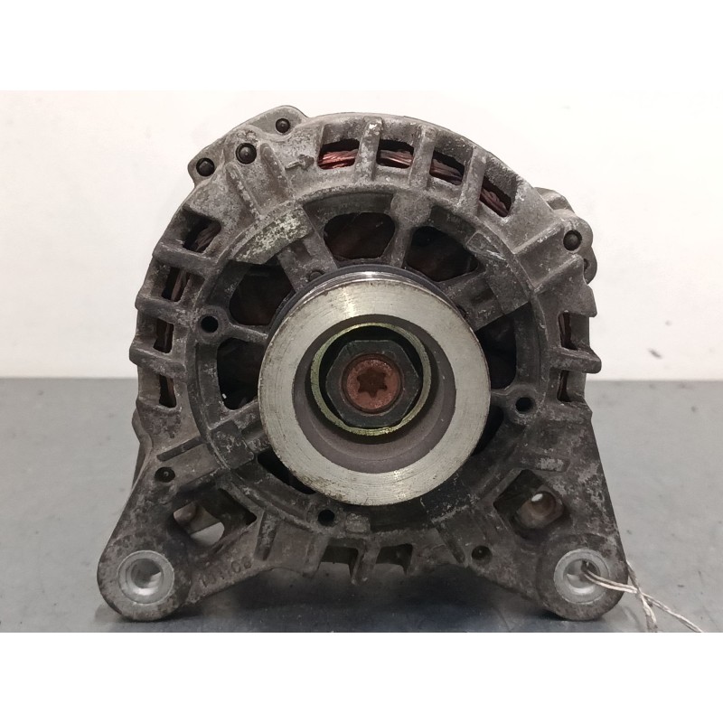 Recambio de alternador para renault clio iii (br0/1, cr0/1) 1.2 16v (br02, br0j, br11, cr02, cr0j, cr11) referencia OEM IAM TG9B