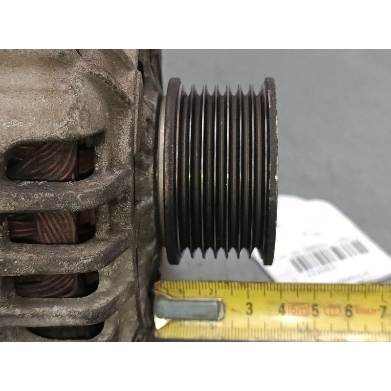 Recambio de alternador para renault clio iii (br0/1, cr0/1) 1.2 16v (br02, br0j, br11, cr02, cr0j, cr11) referencia OEM IAM TG9B