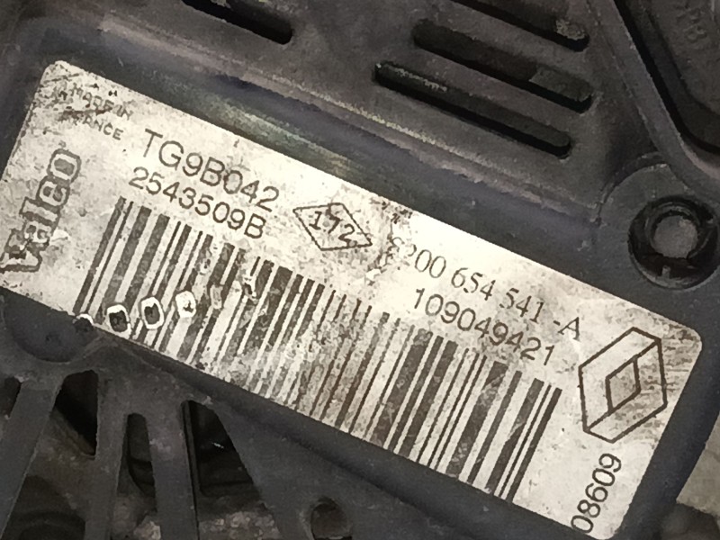 Recambio de alternador para renault clio iii (br0/1, cr0/1) 1.2 16v (br02, br0j, br11, cr02, cr0j, cr11) referencia OEM IAM TG9B