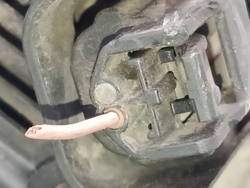 Recambio de alternador para renault clio iii (br0/1, cr0/1) 1.2 16v (br02, br0j, br11, cr02, cr0j, cr11) referencia OEM IAM TG9B