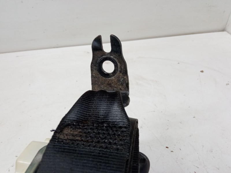 Recambio de cinturon seguridad trasero izquierdo para ford fiesta vi (cb1, ccn) 1.4 tdci referencia OEM IAM 34021838B  
