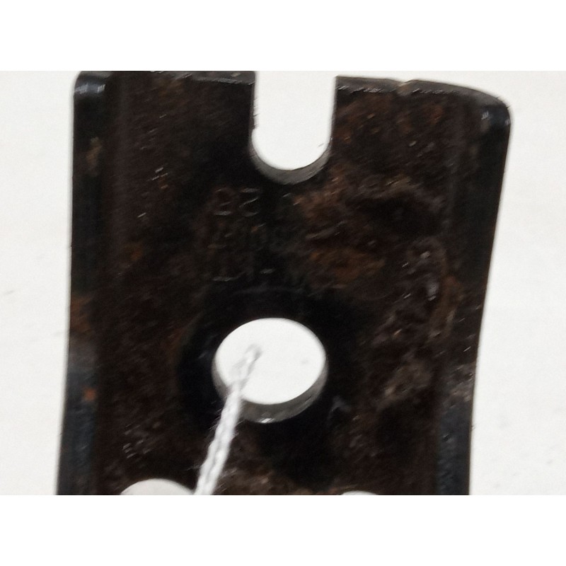 Recambio de anclaje cinturon trasero derecho para ford fiesta vi (cb1, ccn) 1.4 tdci referencia OEM IAM   