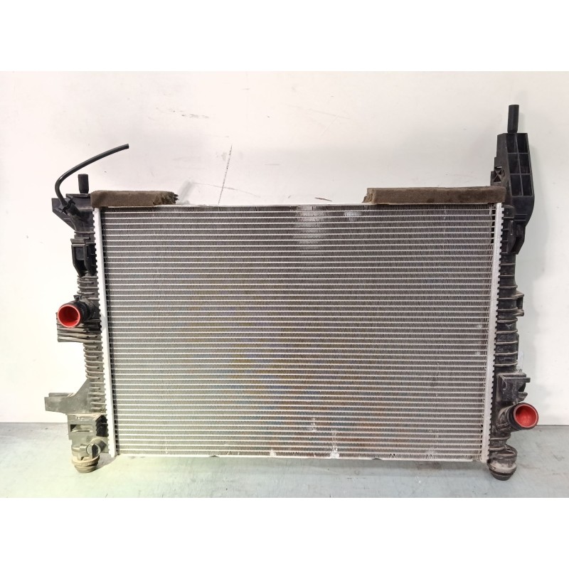 Recambio de radiador agua para ford focus iii turnier 1.0 ecoboost referencia OEM IAM ADV618C342WE T22664B 