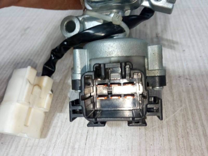 Recambio de clausor para suzuki swift iii (mz, ez) 1.3 ddis (rs 413d) referencia OEM IAM   