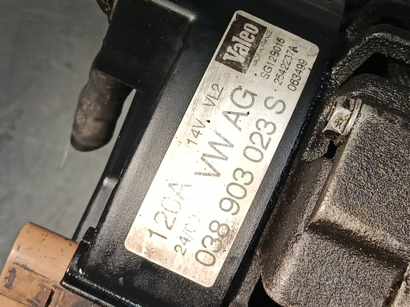 Recambio de alternador para audi a3 (8l1) 1.9 tdi referencia OEM IAM 038903023S  