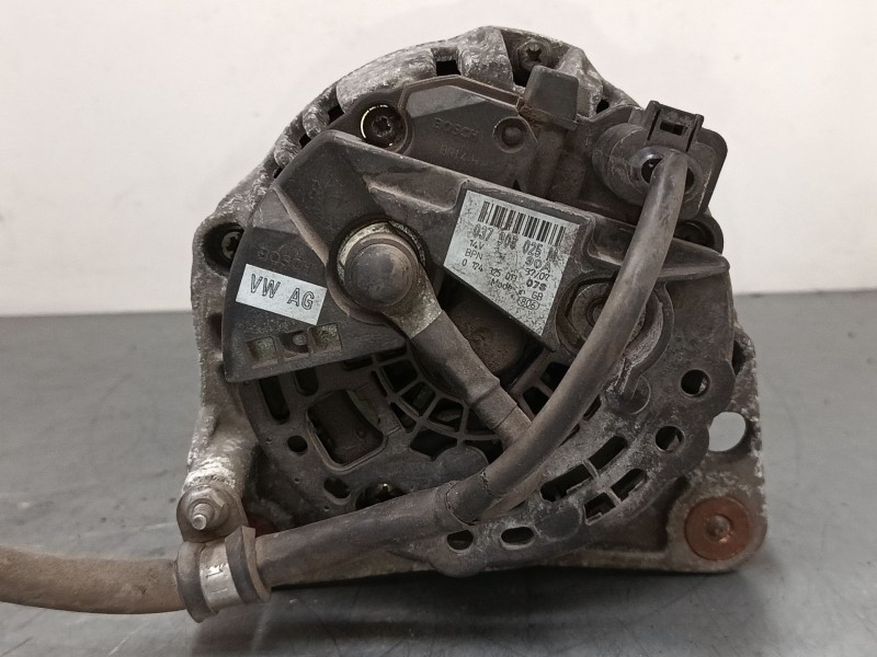 Recambio de alternador para volkswagen polo iv (9n_, 9a_) 1.4 16v referencia OEM IAM 037903025M  