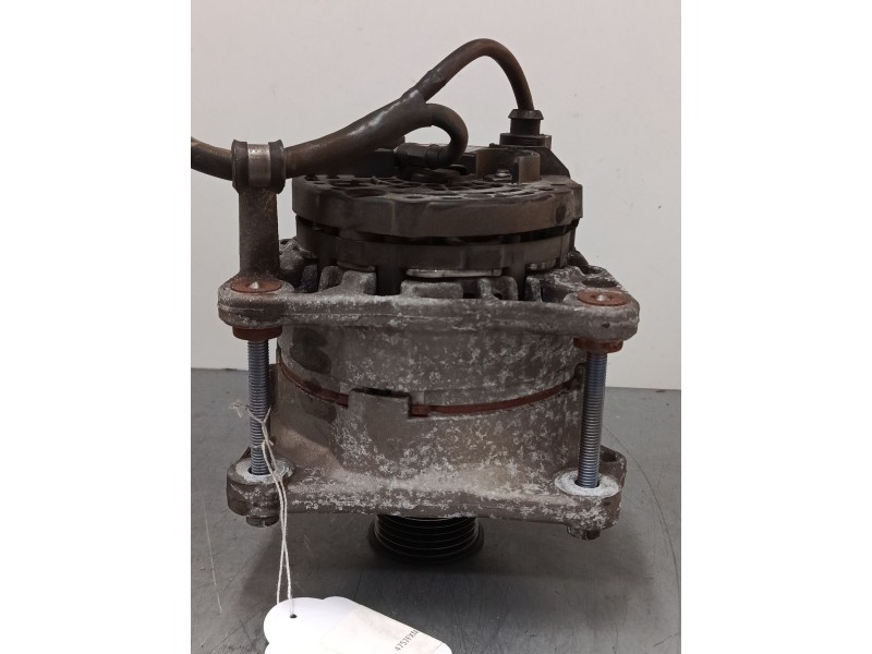 Recambio de alternador para volkswagen polo iv (9n_, 9a_) 1.4 16v referencia OEM IAM 037903025M  