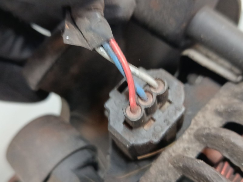 Recambio de alternador para ford tourneo connect 1.8 tdci referencia OEM IAM   
