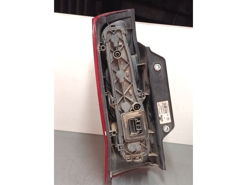 Recambio de piloto trasero derecho para citroën nemo monospace 1.4 hdi referencia OEM IAM 01353205080  