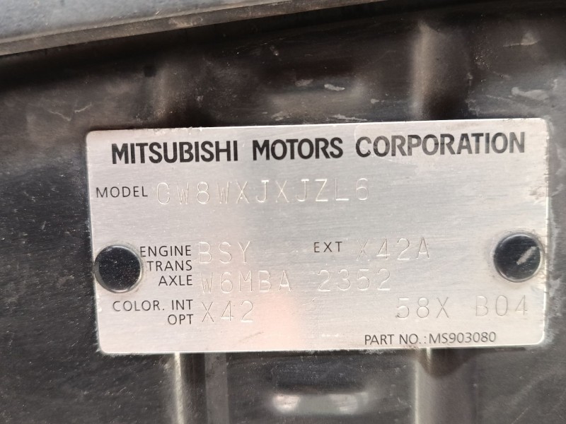 Recambio de capo para mitsubishi outlander ii (cw_w) 2.0 di-d (cw8w) referencia OEM IAM 5900A112  