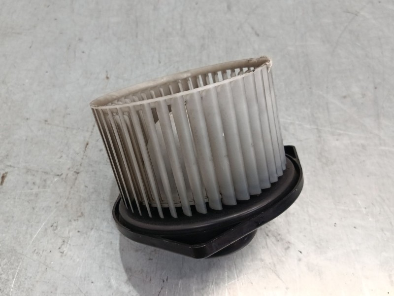 Recambio de motor calefaccion para mitsubishi outlander ii (cw_w) 2.0 di-d (cw8w) referencia OEM IAM 431D214  