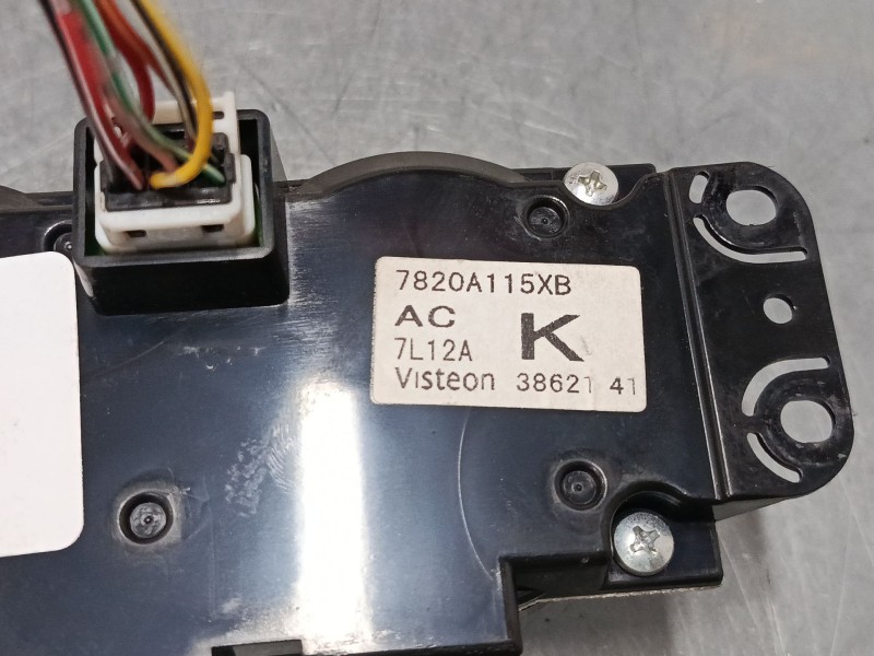 Recambio de mando climatizador para mitsubishi outlander ii (cw_w) 2.0 di-d (cw8w) referencia OEM IAM 7820A115XB  