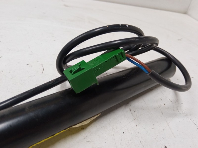 Recambio de anclaje cinturon delantero derecho para opel vectra b (j96) 2.2 i 16v (f19) referencia OEM IAM   