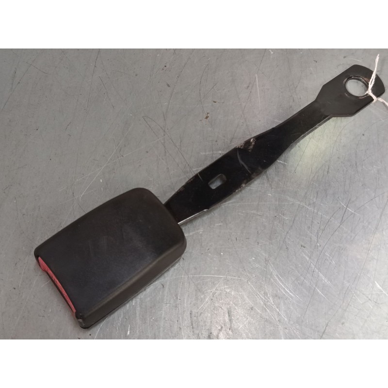 Recambio de anclaje cinturon delantero derecho para ssangyong rexton / rexton ii (gab_) 2.7 xdi referencia OEM IAM 7462508002  