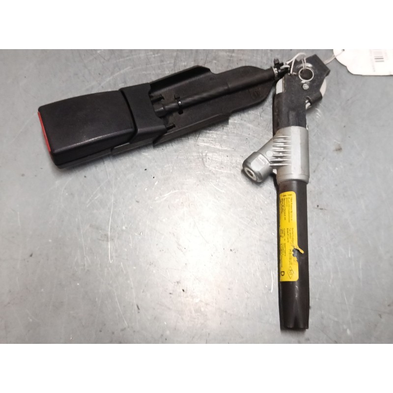 Recambio de anclaje cinturon delantero derecho para renault kangoo express (fc0/1_) 1.5 dci (fc1e) referencia OEM IAM 33012421ZP
