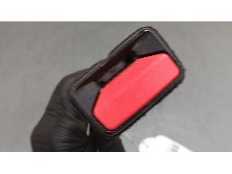 Recambio de anclaje cinturon delantero izquierdo para citroën grand c4 spacetourer (3a_, 3e_) 2.0 bluehdi 160 referencia OEM IAM