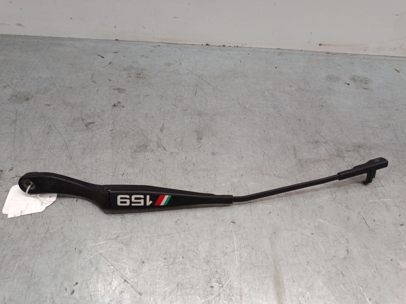 Recambio de brazo limpia delantero izquierdo para alfa romeo 159 (939_) 1.9 jtdm 16v (939axf1b, 939axc1b) referencia OEM IAM   