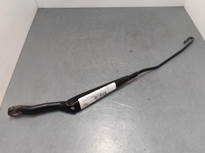 Recambio de brazo limpia delantero izquierdo para peugeot 206 hatchback (2a/c) 1.6 i referencia OEM IAM   