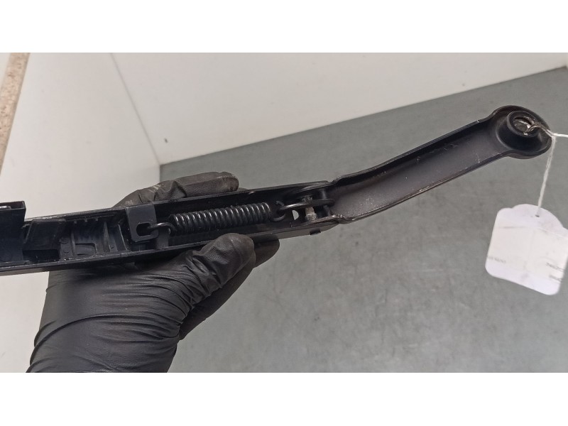Recambio de brazo limpia delantero izquierdo para bmw 3 compact (e46) 325 ti referencia OEM IAM   