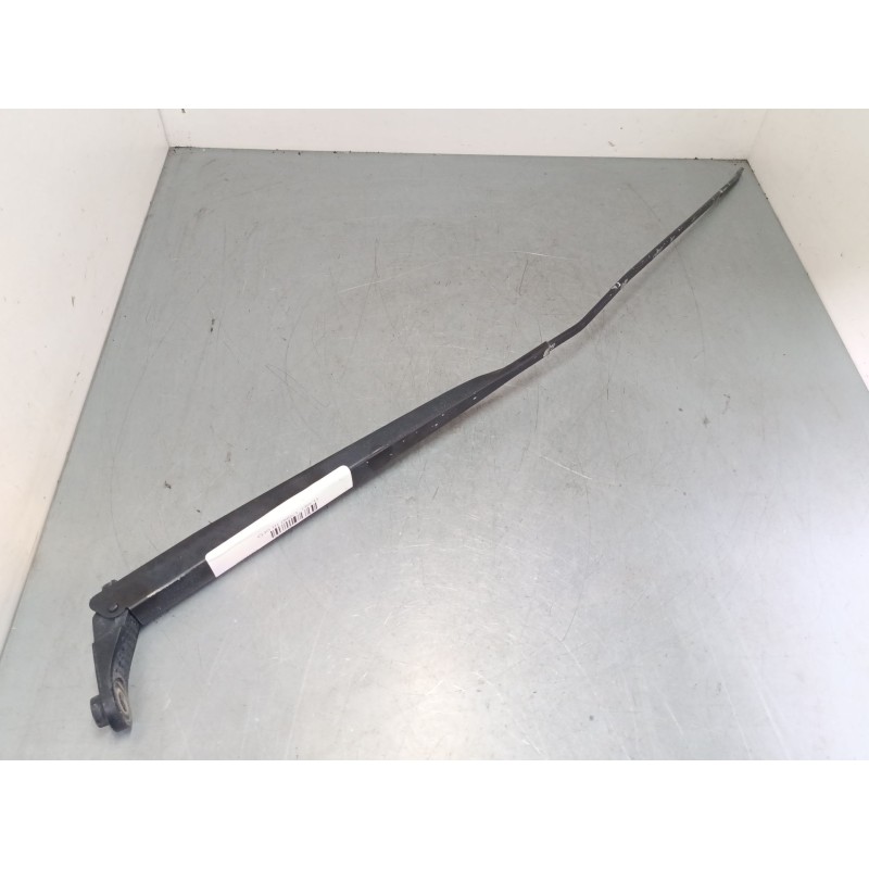 Recambio de brazo limpia delantero derecho para renault clio iii (br0/1, cr0/1) 1.5 dci (c/br0g, c/br1g) referencia OEM IAM   