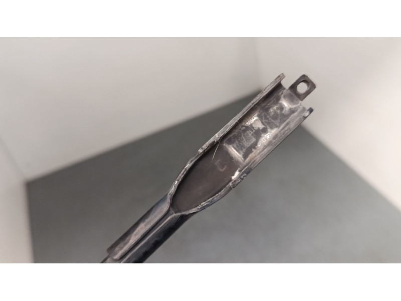 Recambio de brazo limpia delantero derecho para ford c-max ii (dxa/cb7, dxa/ceu) 1.6 ti referencia OEM IAM   