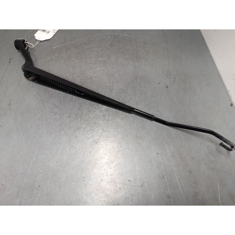 Recambio de brazo limpia delantero izquierdo para toyota corolla (_e12_) 1.4 vvt-i (zze120_) referencia OEM IAM   