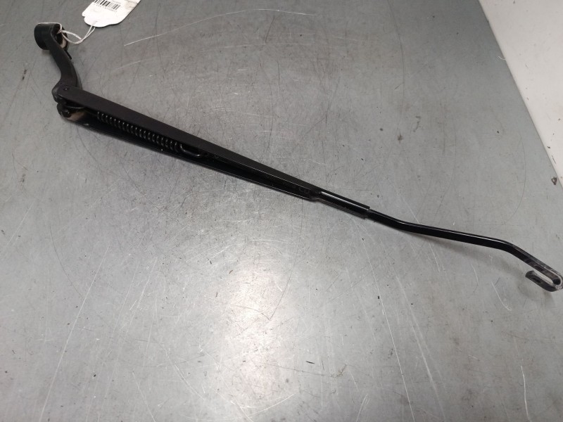Recambio de brazo limpia delantero izquierdo para toyota corolla (_e12_) 1.4 vvt-i (zze120_) referencia OEM IAM   