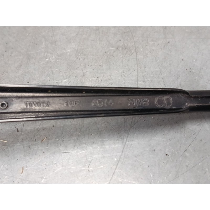 Recambio de brazo limpia delantero izquierdo para toyota corolla (_e12_) 1.4 vvt-i (zze120_) referencia OEM IAM   