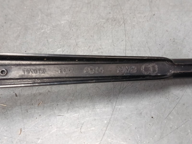 Recambio de brazo limpia delantero izquierdo para toyota corolla (_e12_) 1.4 vvt-i (zze120_) referencia OEM IAM   