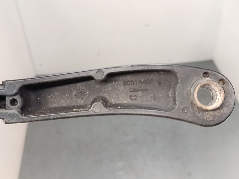 Recambio de brazo limpia delantero izquierdo para renault clio iii (br0/1, cr0/1) 1.5 dci (c/br0g, c/br1g) referencia OEM IAM   