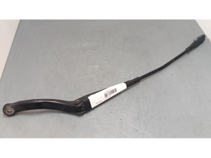 Recambio de brazo limpia delantero izquierdo para opel corsa d (s07) 1.3 cdti (l08, l68) referencia OEM IAM   