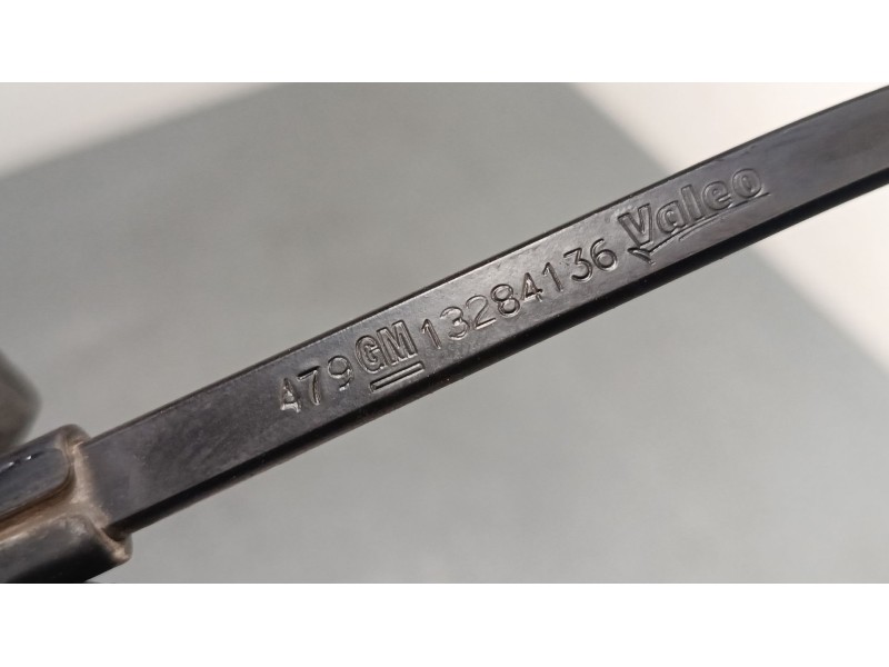 Recambio de brazo limpia delantero izquierdo para opel corsa d (s07) 1.3 cdti (l08, l68) referencia OEM IAM   