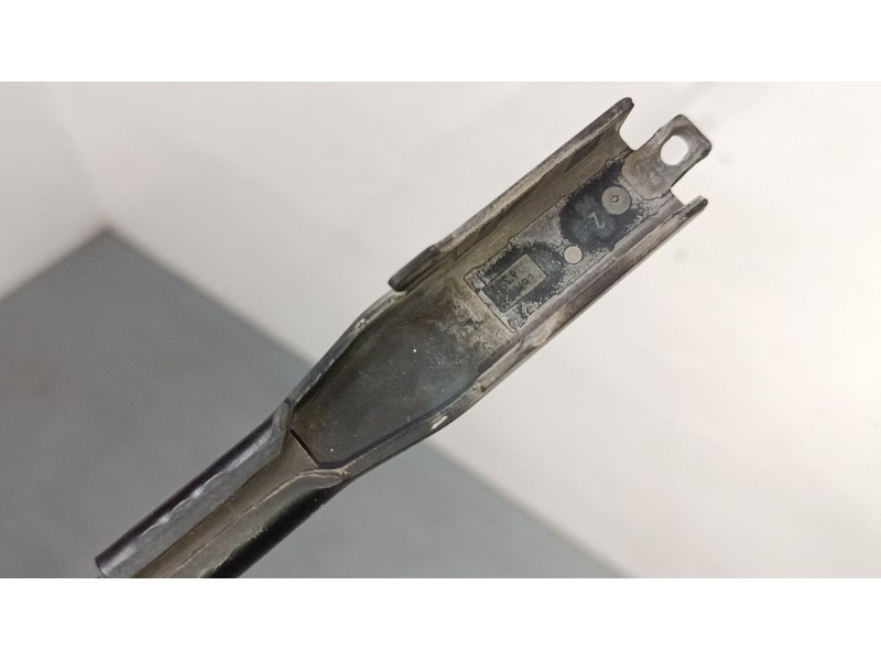 Recambio de brazo limpia delantero izquierdo para opel corsa d (s07) 1.3 cdti (l08, l68) referencia OEM IAM   